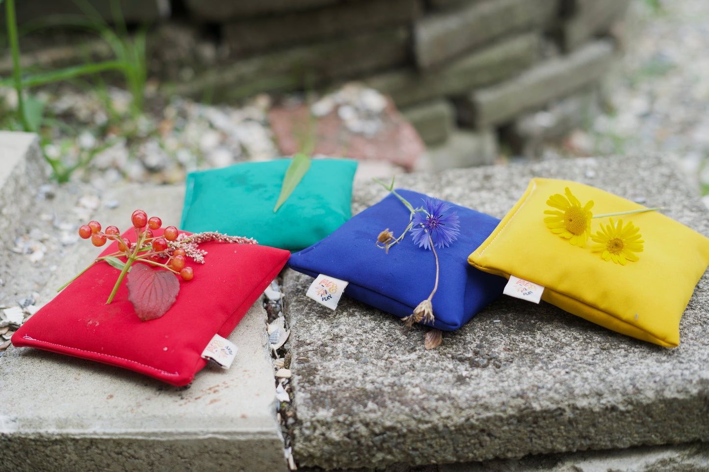 Waterafstotende buiten pittenzakjes regenboog b2b - Pit and play